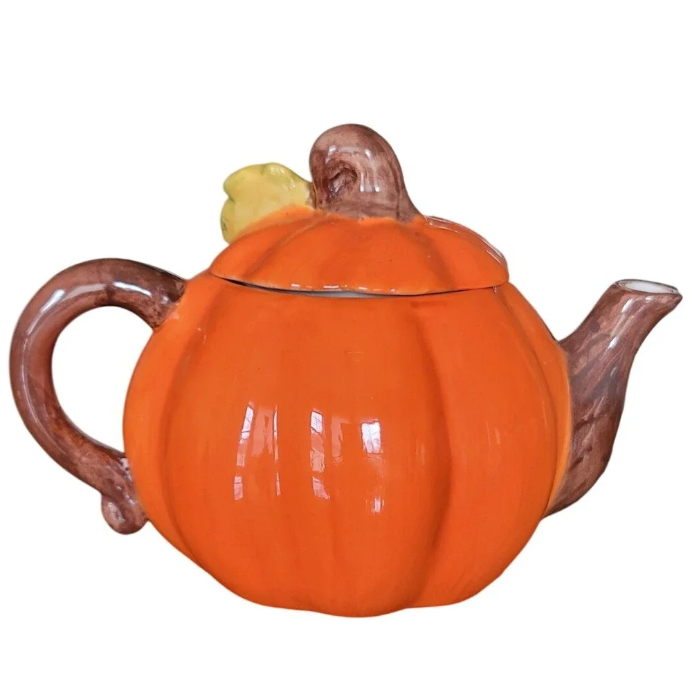 Autumn Harvest Ceramic Pumpkin Teapot w/ 2 Salt  Pepper Sets Seasonal Home Decor